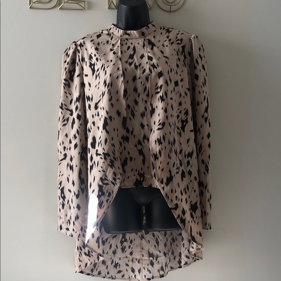 Elegant High Low Animal Print Long Sleeve Blouse - Picture 7 of 8